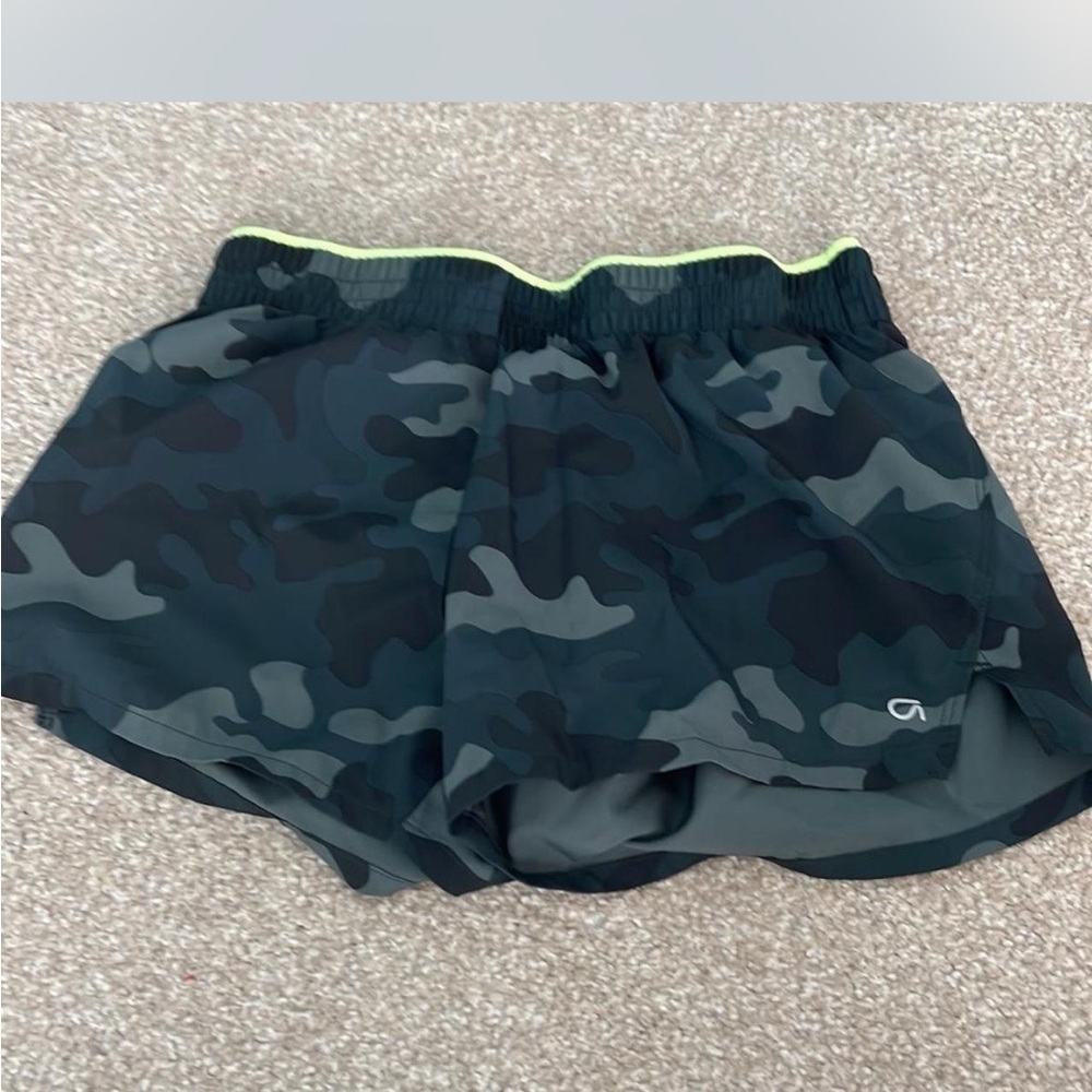 GAP Black and Gray Athletic Shorts Lightweight Elastic Waist